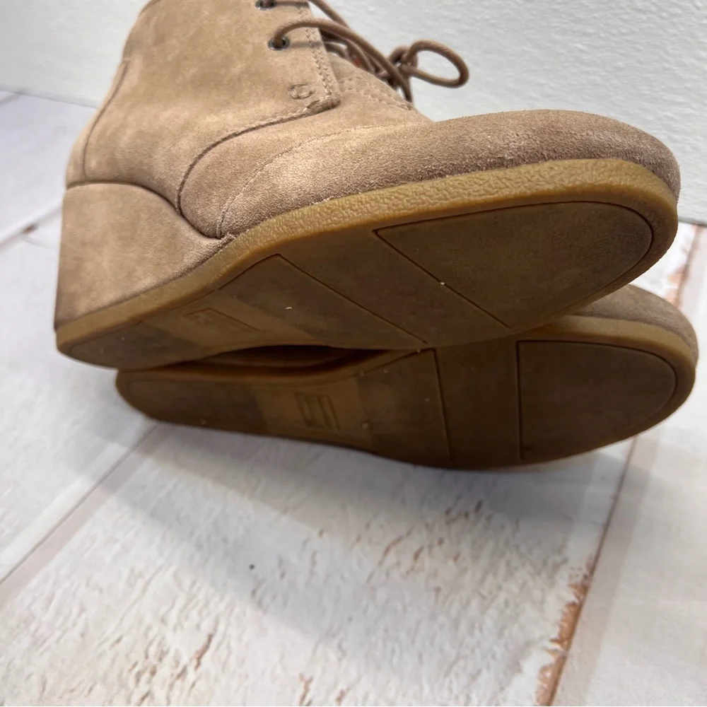 TOMS Women's Black Suede Desert Wedges SIZE‎ 10